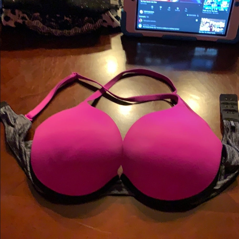 Victoria Secret Pink Push-up Bra